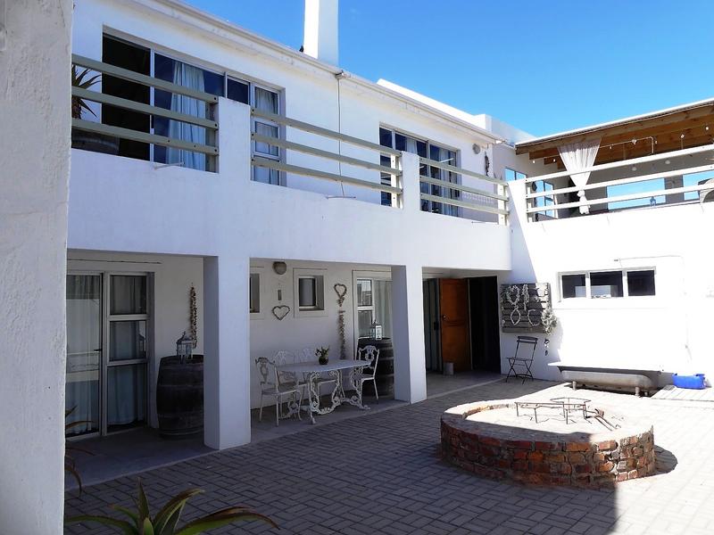 4 Bedroom Property for Sale in Golden Mile Western Cape